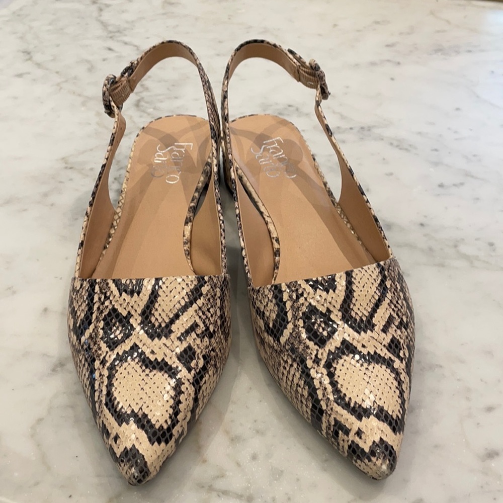 Snake skin kitten heel